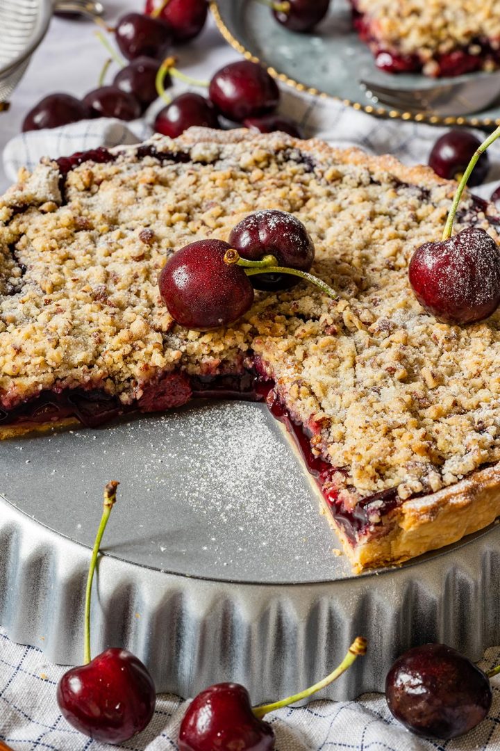 Cherry Crumb Pie