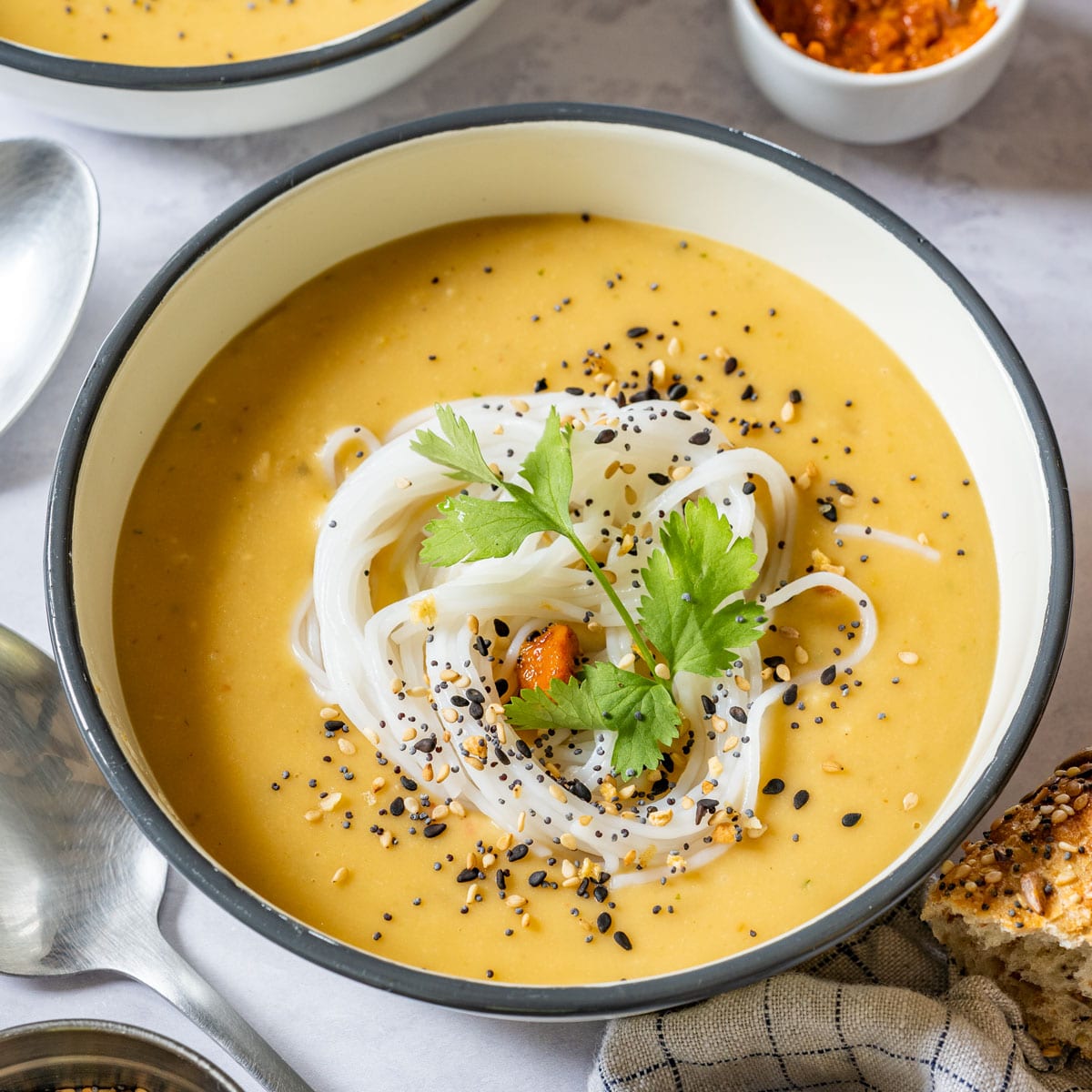 Instant Pot Creamy Split Pea Soup - Happy Foods Tube