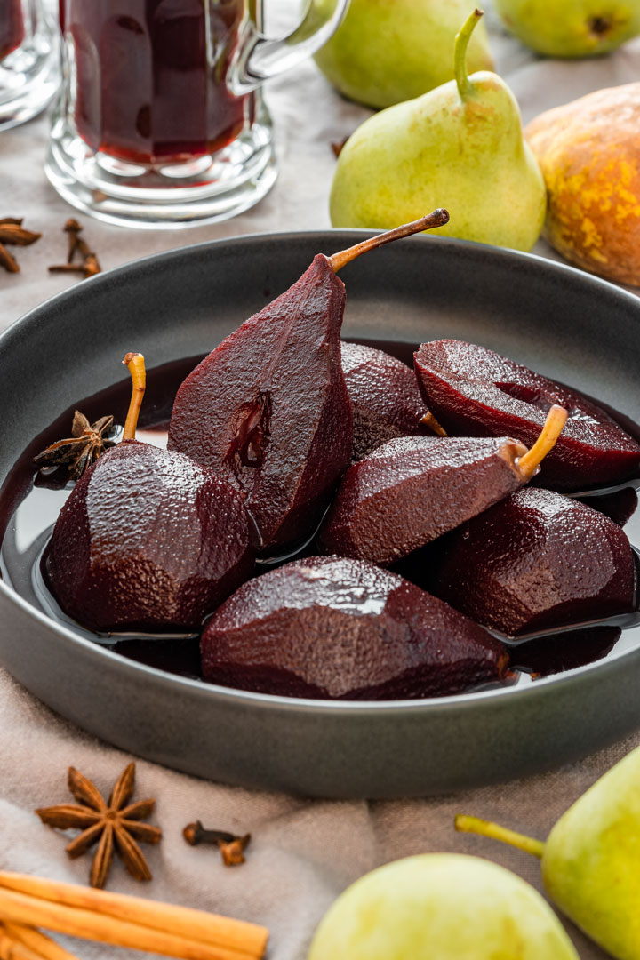 Slow Cooker Poached Pears in Mulled Wine