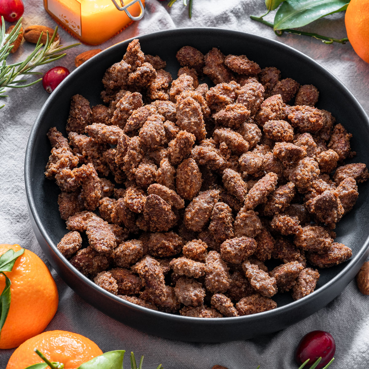 Slow cooker cinnamon almonds recipe